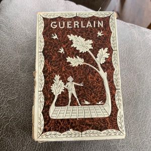 GUERLAIN. Antique Perfume Box